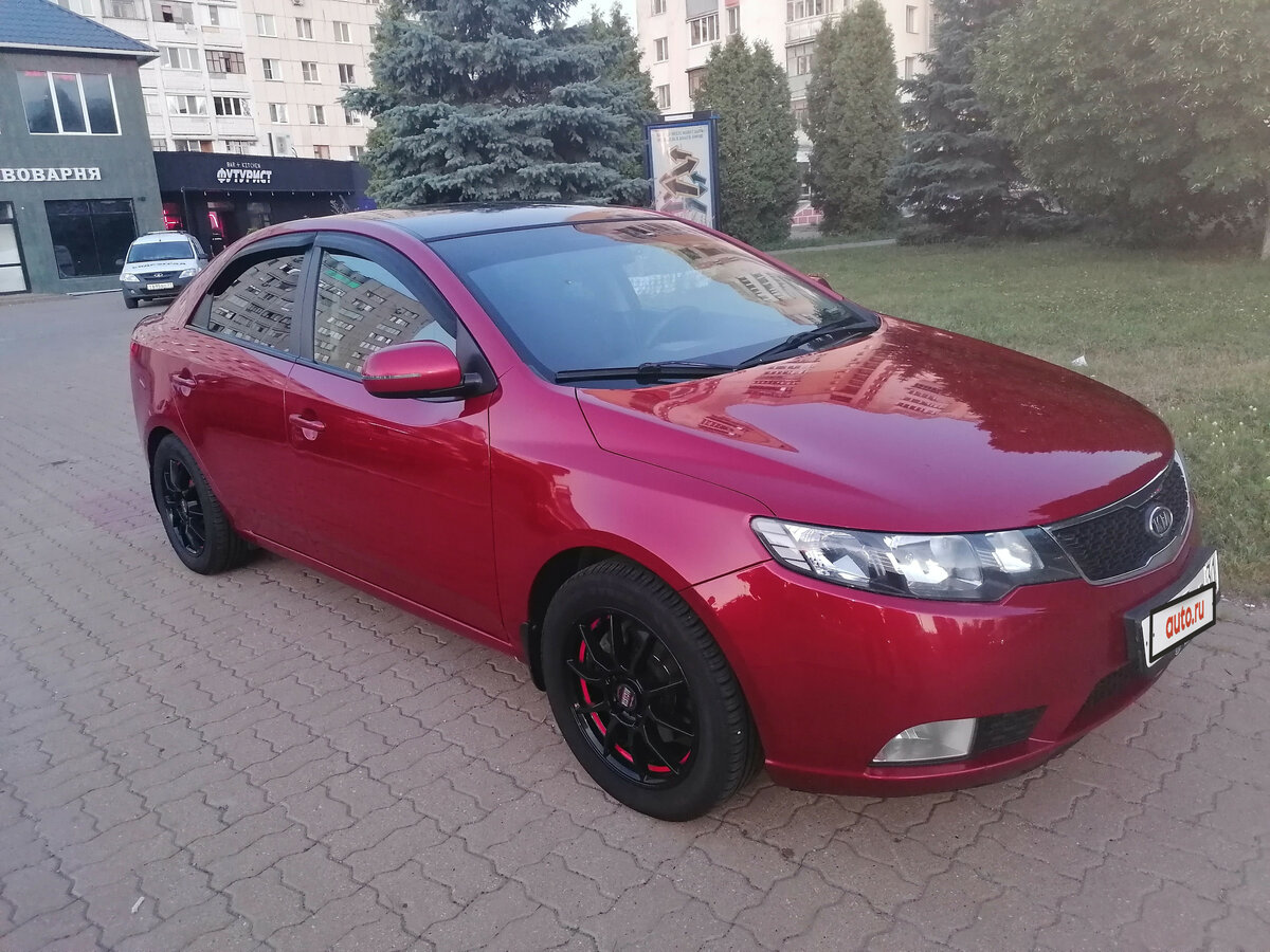 Kia Cerato 2 С‚РµРјРЅРѕ РІРёС€РЅРµРІС‹Р№