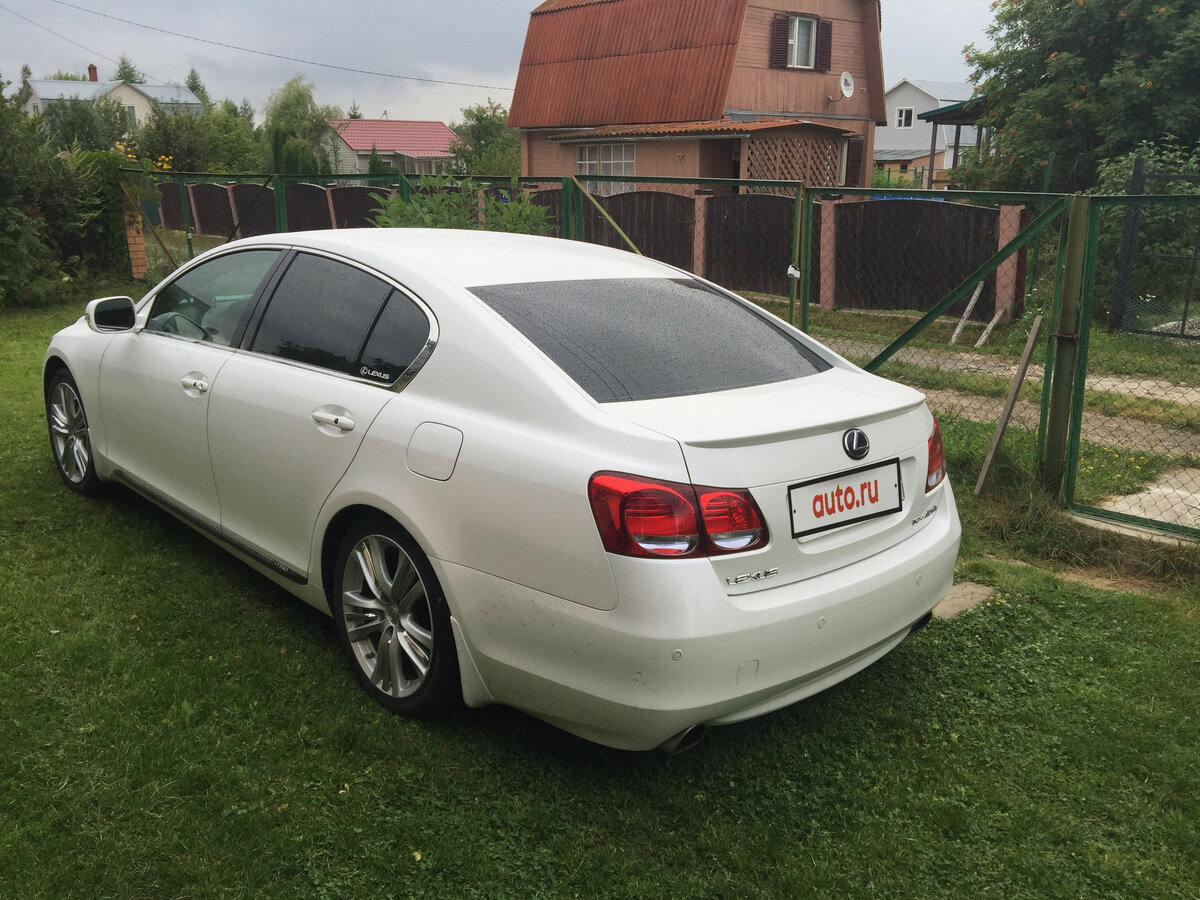 Lexus GS белый перламутр