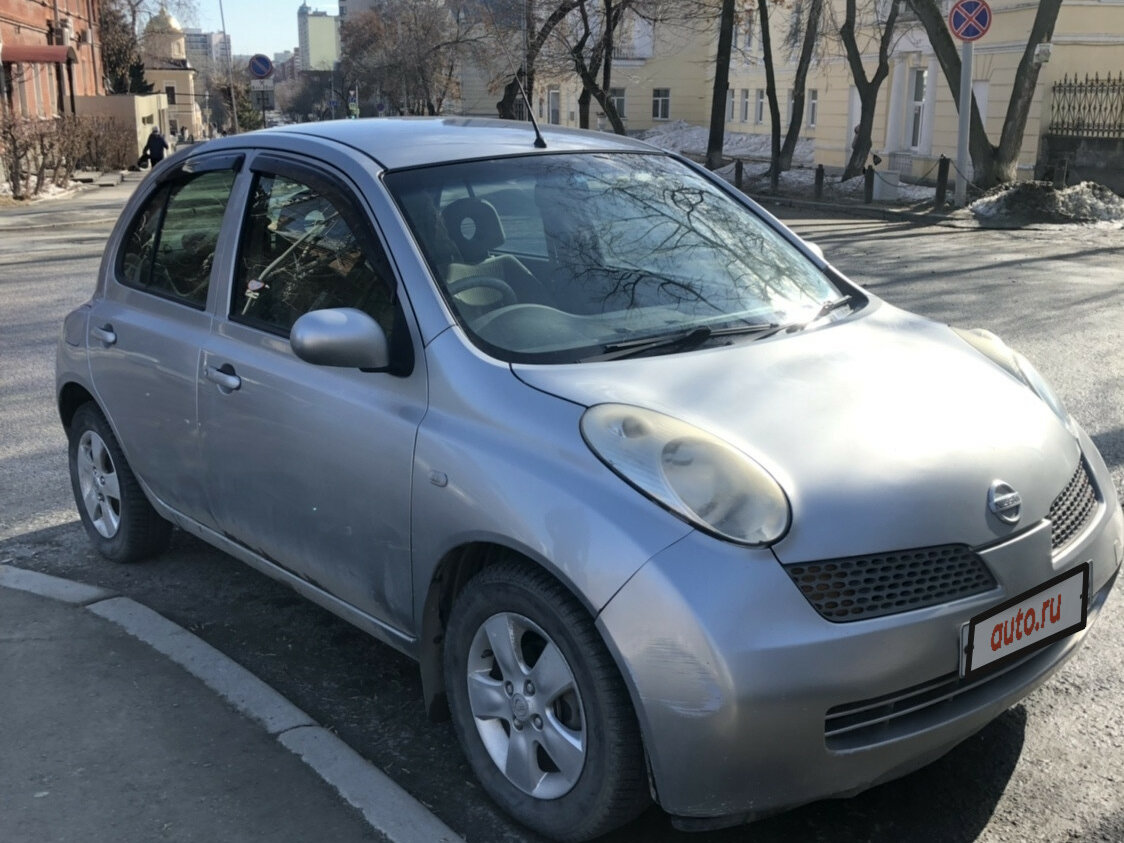 Ниссан Марч 2003 серебристый