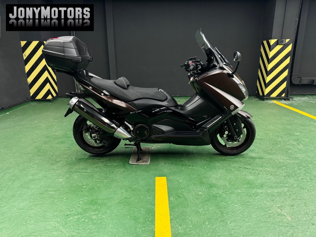 Yamaha TMAX