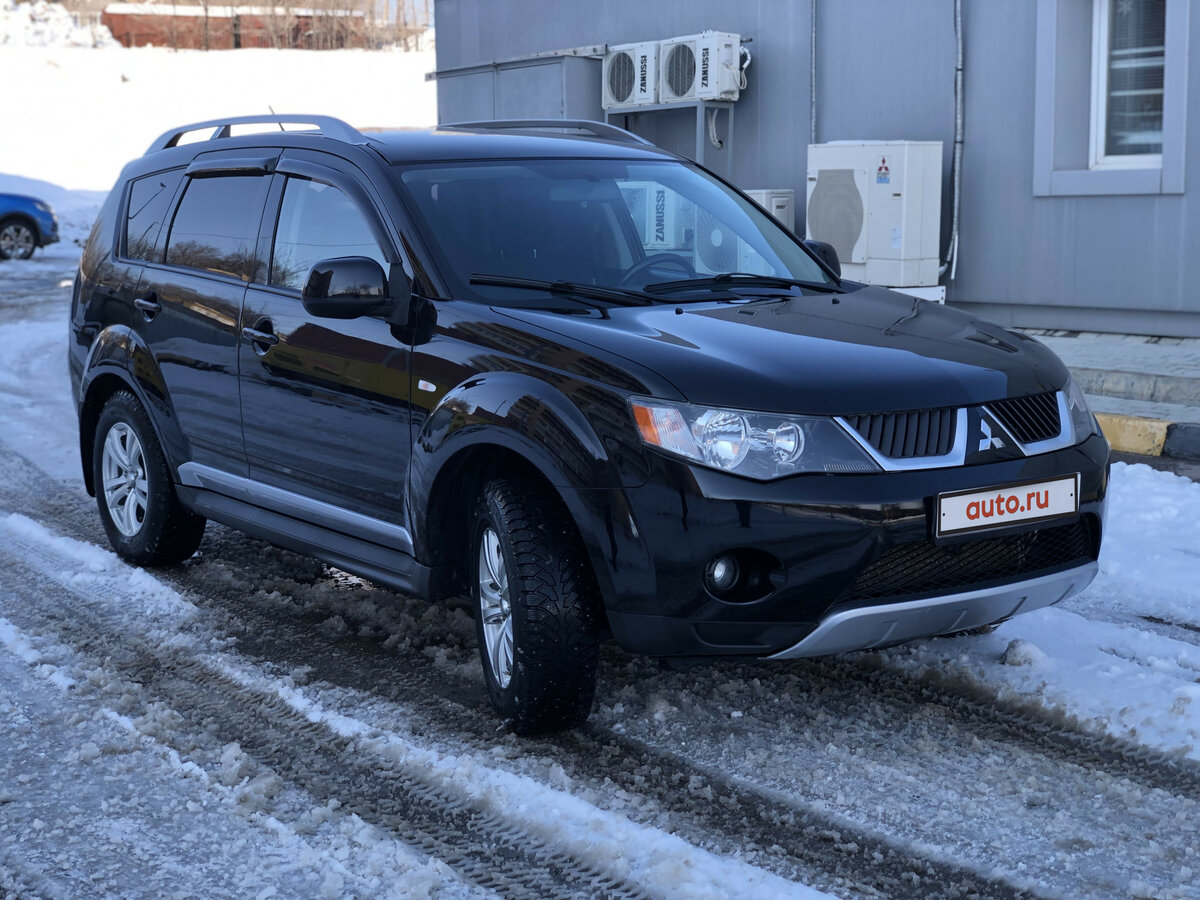 Купить б/у Mitsubishi Outlander II 2.4 MT (170 л.с.) 4WD