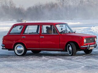 1975 Lada (ВАЗ) 2102, красный, 500000 рублей, вид 1