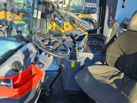 2021 Bobcat B730, белый, 6900000 рублей, вид 2