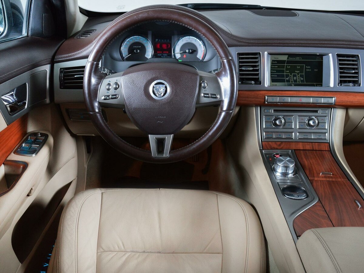 jaguar xf 2008
