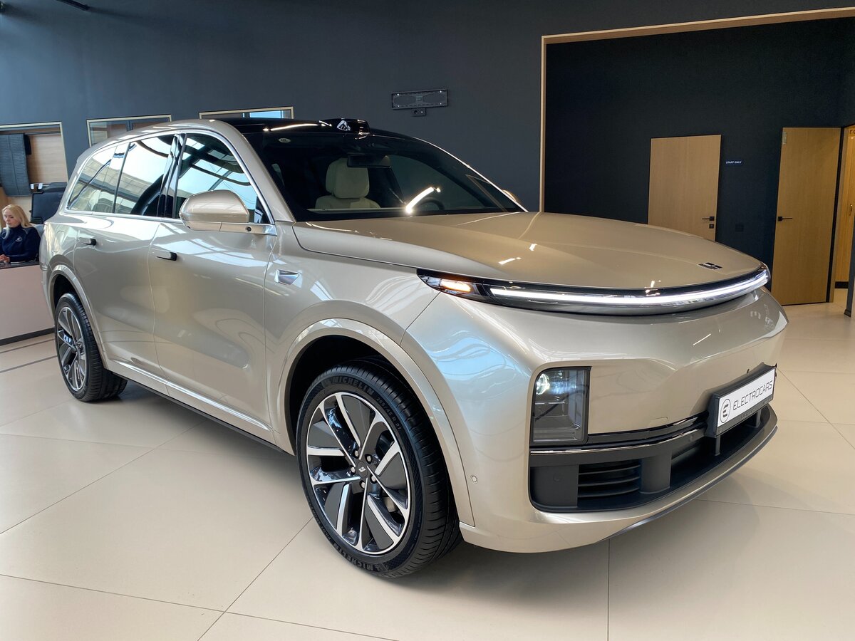 Глава Li Auto и топ-менеджер Volkswagen поспорили о лидерстве