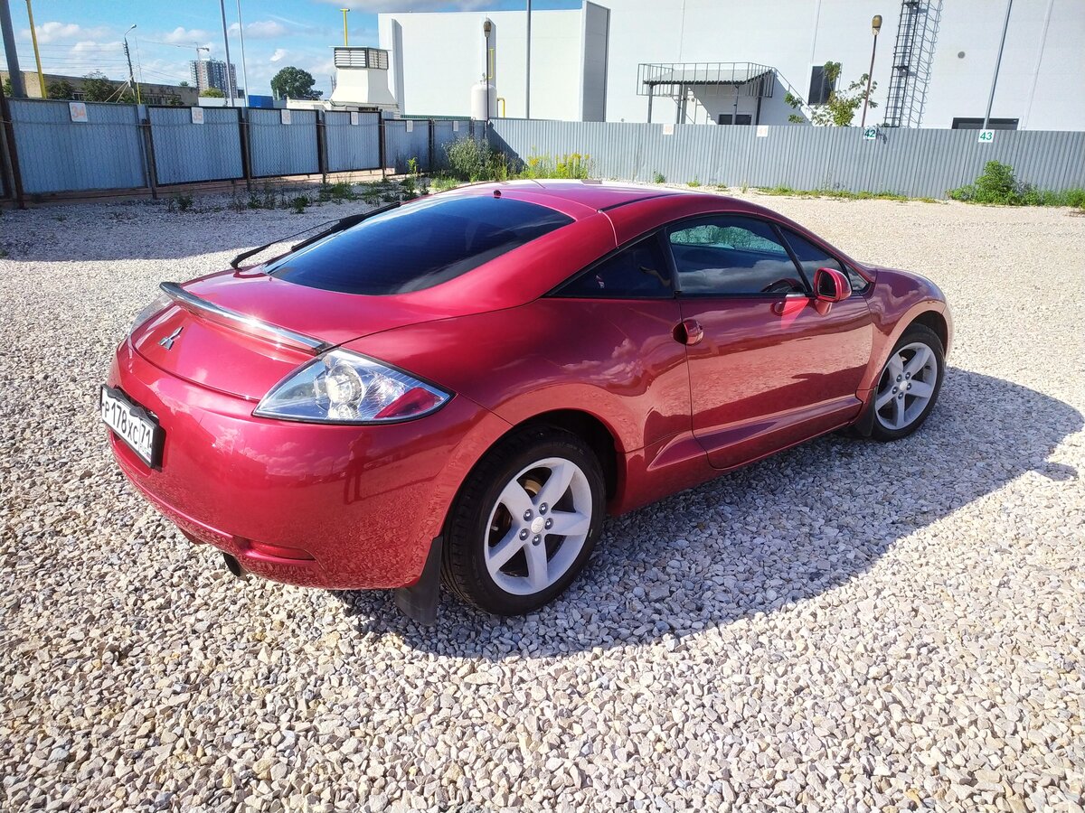 Купить б/у Mitsubishi Eclipse IV 2.4 AT (162 л.с.) бензин