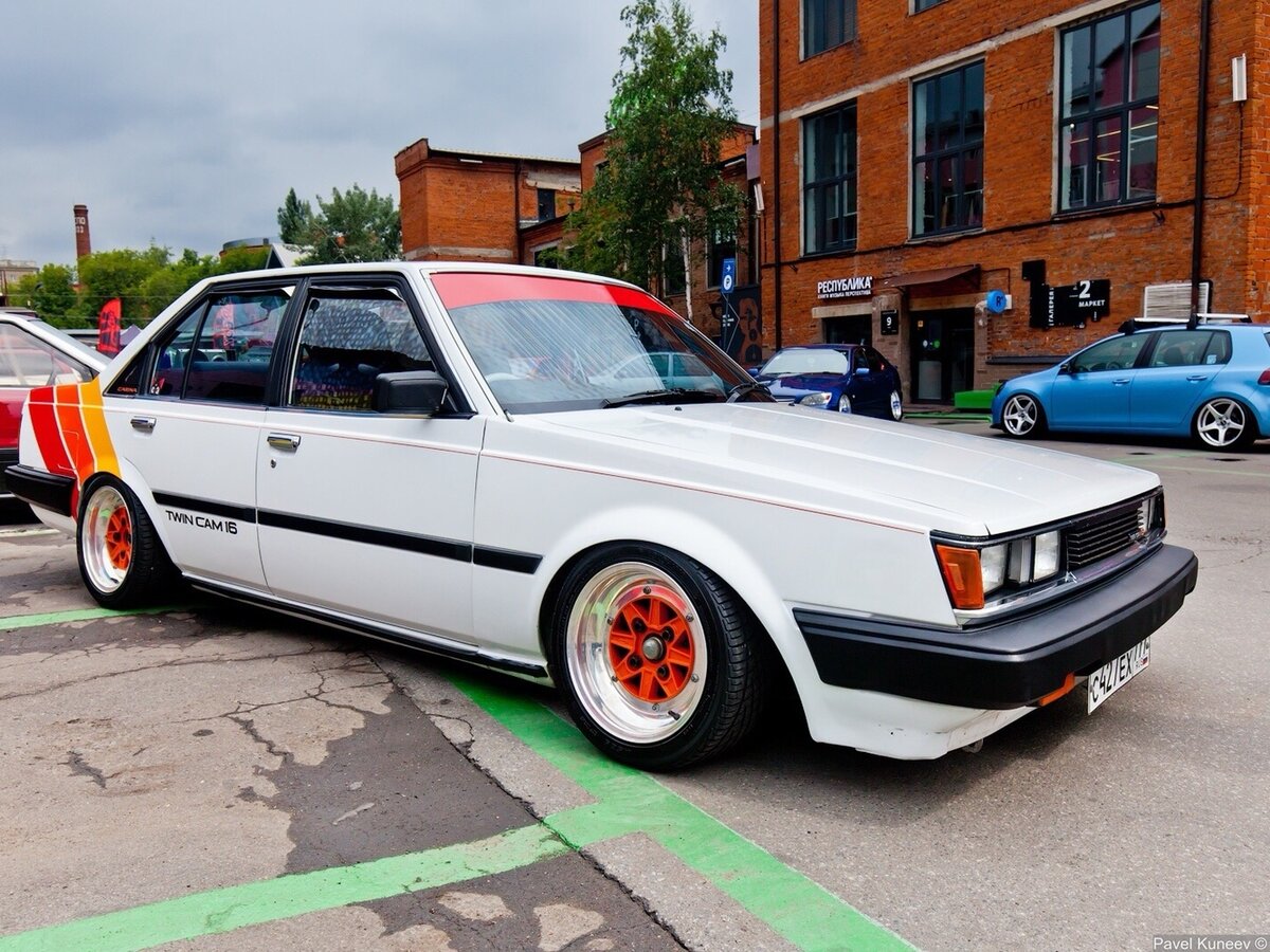 Toyota Carina 70