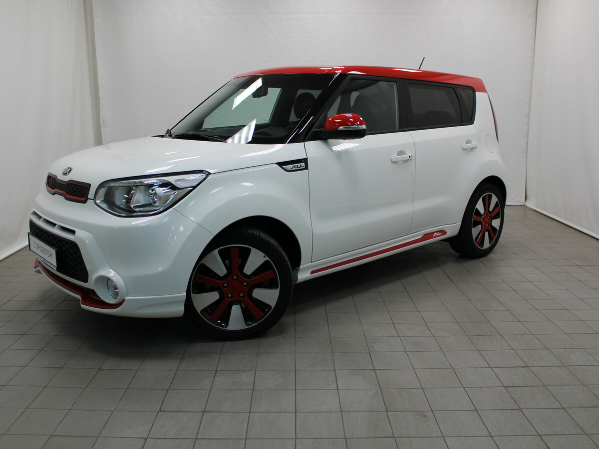 Kia Soul 2015 белый черный