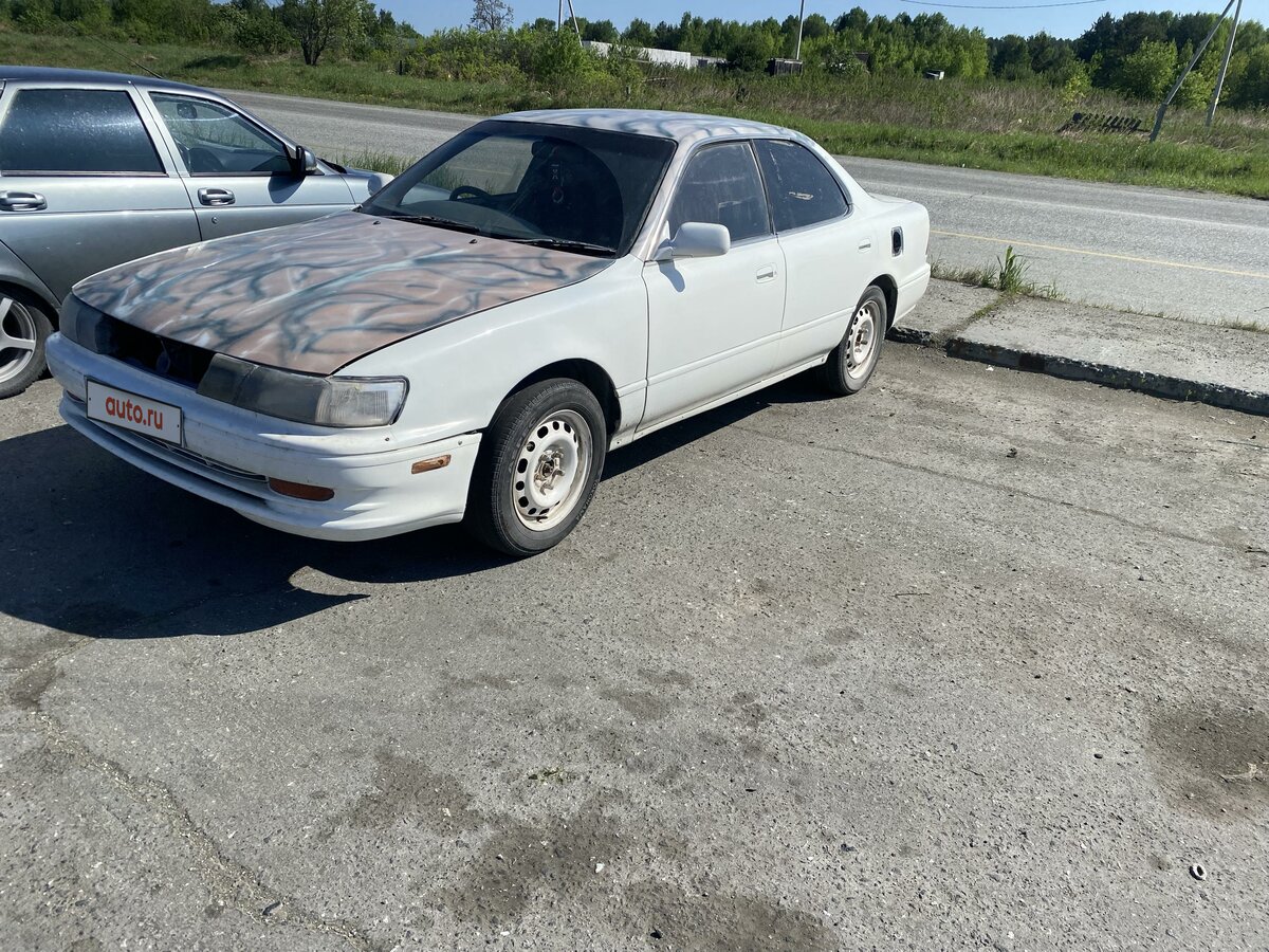 Купить б/у Toyota Vista III (V30) 2.0 AT (140 л.с.) бензин автомат в ...