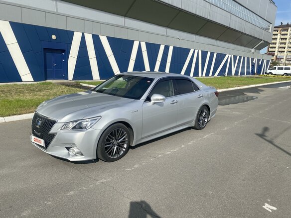 2013 Toyota Crown XIV (S210), серый, 2650000 рублей