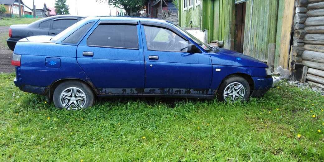 Ваз lada 2110 2000