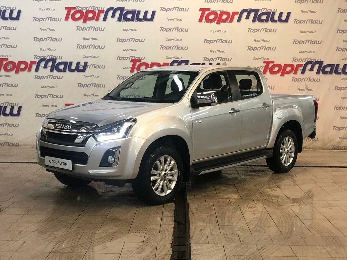 Исузу d Max 2019