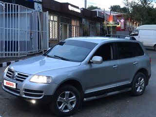 2006 Volkswagen Touareg I, серебристый, 900000 рублей, вид 1