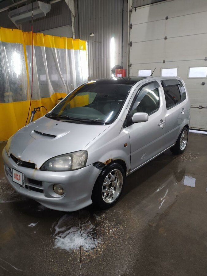 Дайхатсу юрв 2001