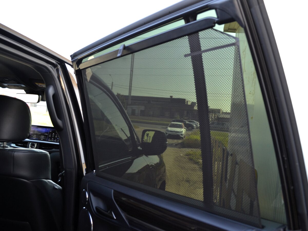 LEXUS LX - фото 18