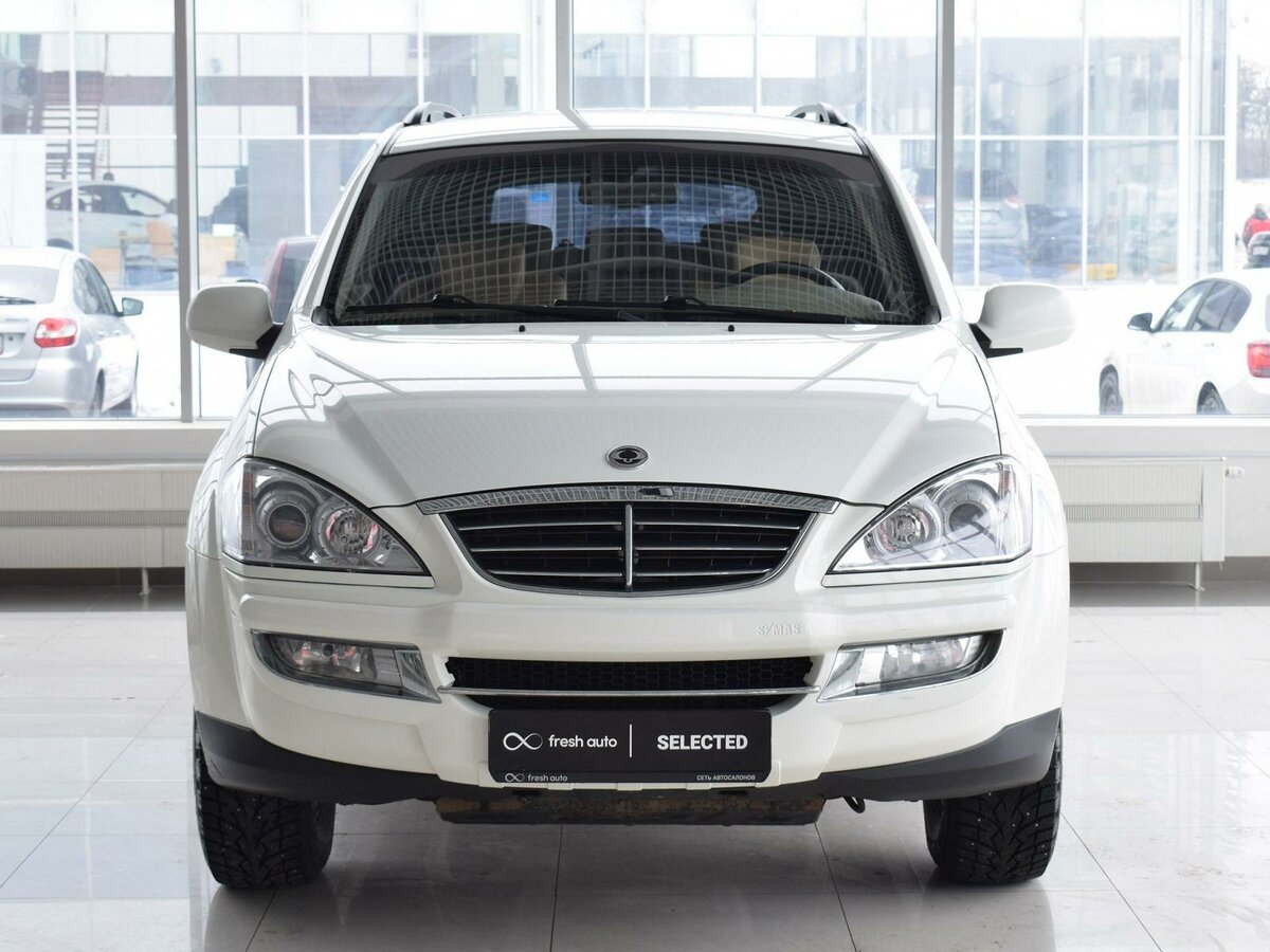 SSANGYONG Kyron Р±РµР»С‹Р№