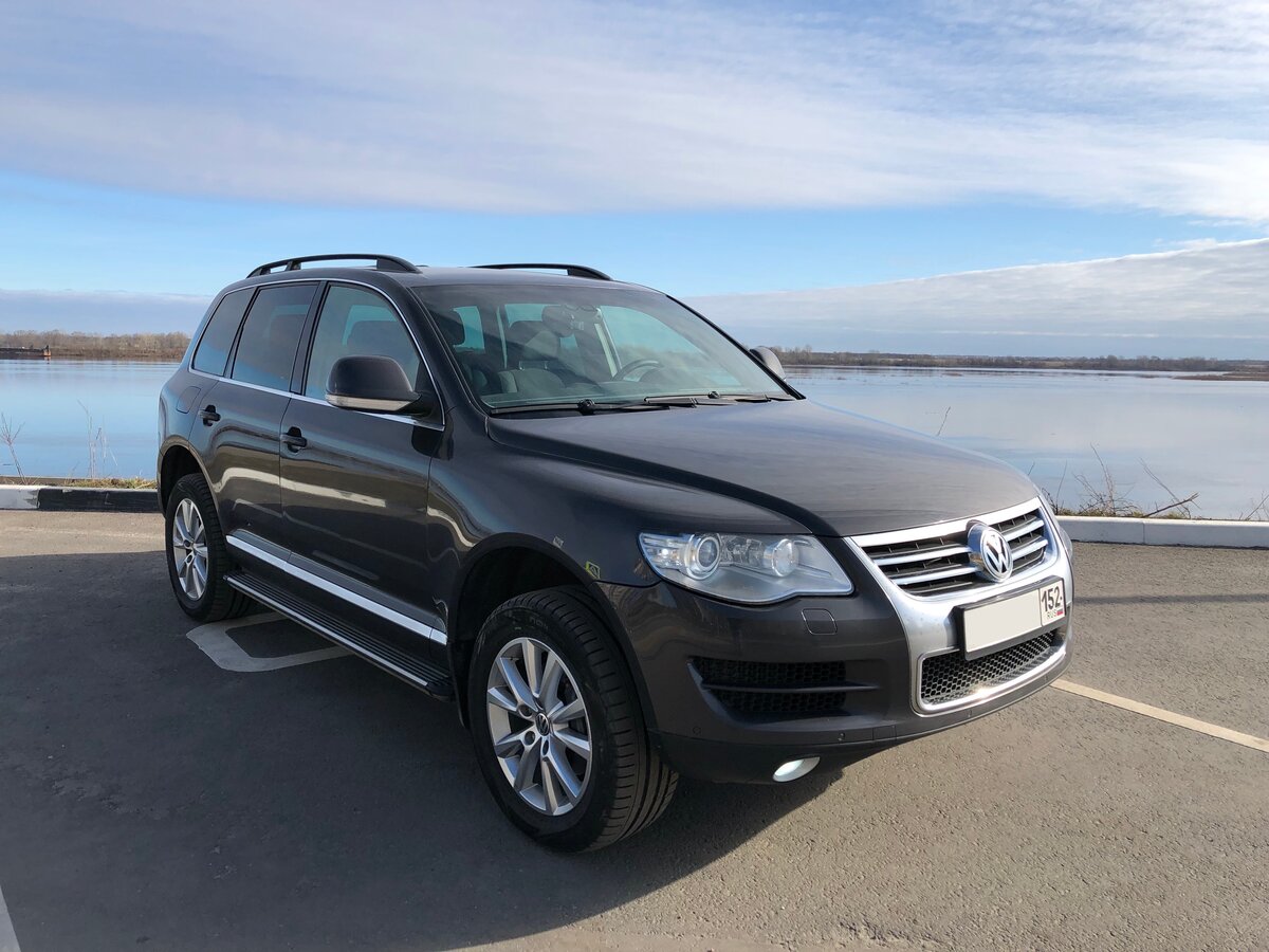 Машина Volkswagen Touareg 2007