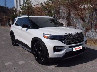 2021 Ford Explorer VI, белый, 2924000 рублей, вид 1