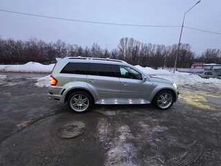 2009 Mercedes-Benz GL-Класс 500 I (X164) Рестайлинг, серебристый, 2000000 рублей, вид 2