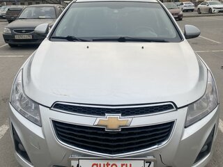 2013 Chevrolet Cruze I Рестайлинг, серебристый, 390000 рублей, вид 1