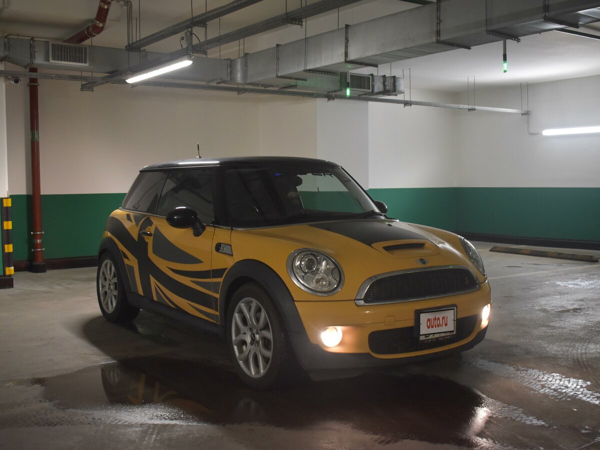 Купить б/у Mini Hatch II (R56) Cooper S 1.6 MT (175 л.с.) бензин ...