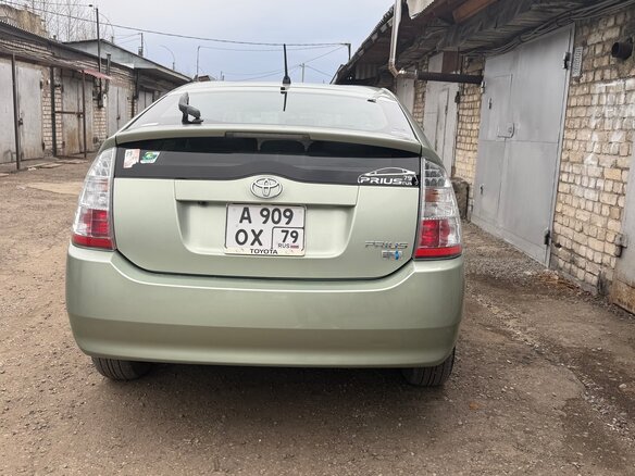 2008 Toyota Prius II Рестайлинг (XW20), зелёный, 750000 рублей - вид 4