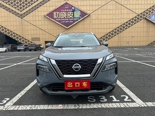 2021 Nissan X-Trail IV, серебристый, 1880000 рублей, вид 1