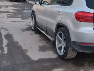 2012 Volkswagen Tiguan I Рестайлинг, серебристый, 700000 рублей, вид 4