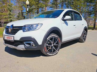 2021 Renault Logan Stepway II Рестайлинг, белый, 1800000 рублей, вид 1