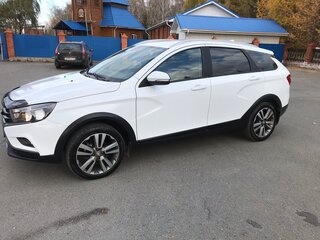 2022 Lada (ВАЗ) Vesta SW Cross I, белый, 1450000 рублей, вид 1