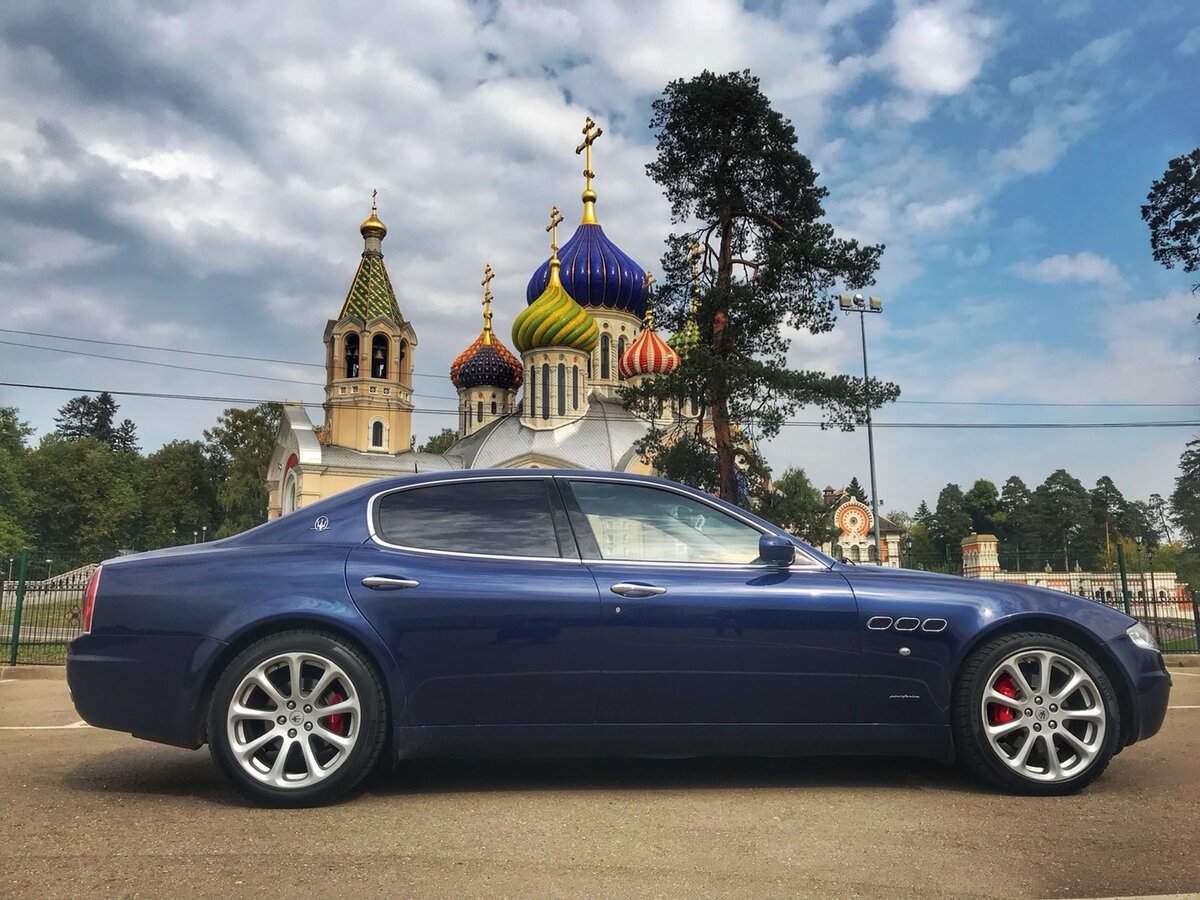 Maserati Quattroporte РіРѕР»СѓР±РѕР№