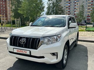 2018 Toyota Land Cruiser Prado 150 Series Рестайлинг 2, белый, 4300000 рублей, вид 1