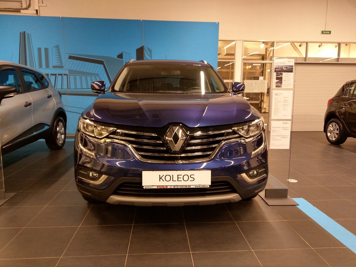Renault Koleos: Просторный и комфортабельный кроссовер для всей семьи