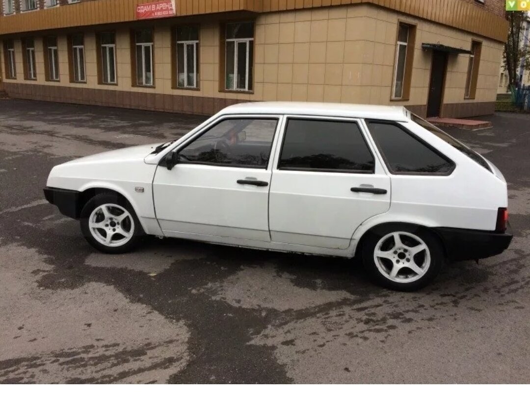 Лада 2109 белая