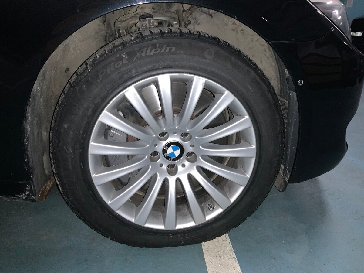 Купить б/у BMW 7 серии V (F01/F02/F04) 760i 6.0 AT (544 л.с.) бензин ...