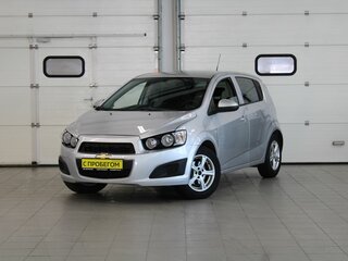 2012 Chevrolet Aveo II, серебристый, 947000 рублей, вид 1