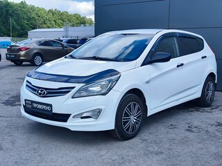 2016 Hyundai Solaris I Рестайлинг, белый, 750000 рублей, вид 1