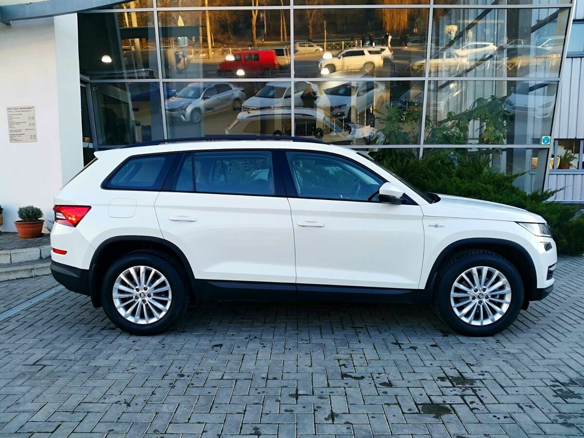 Купить б/у Skoda Kodiaq I 2.0d AMT (150 л.с.) 4WD дизель робот в ...