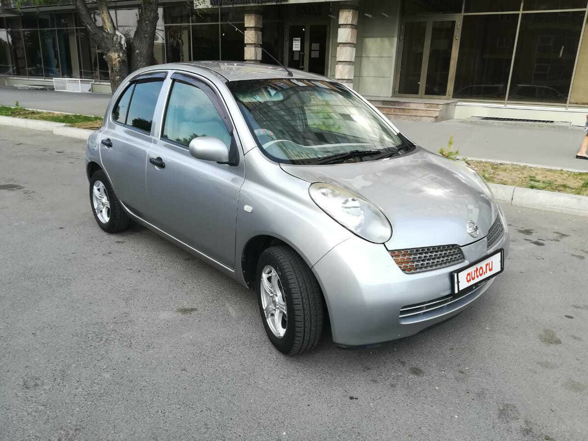 Nissan March 2003