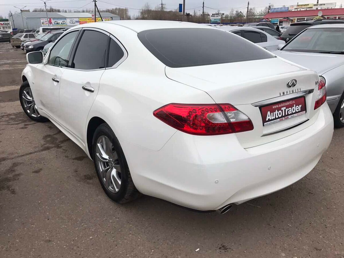 Infiniti m пленка белый перламутр