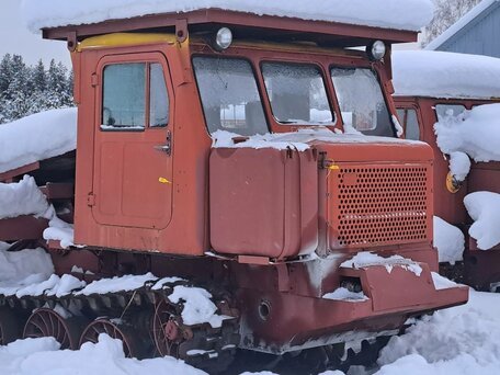 1995 АТЗ ТТ-4, красный, 3000000 рублей, вид 2