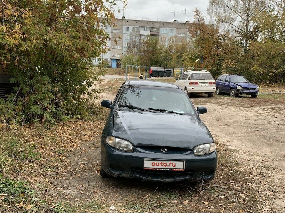 Зеленый хендай акцент
