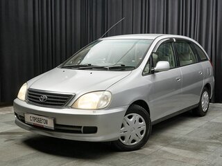 Toyota Nadia