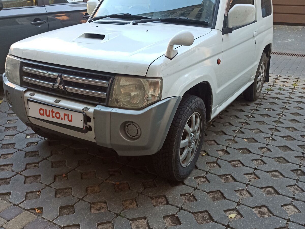 Купить б/у Mitsubishi Pajero Mini II 0.7 AT (64 л.с.) 4WD бензин ...
