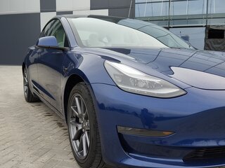 2022 Tesla Model 3 Standart Plus I, синий, 2100613 рублей, вид 2