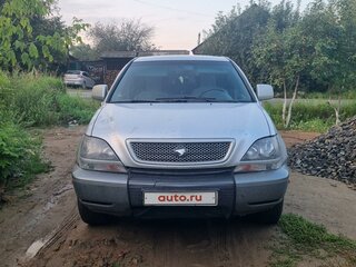 1998 Lexus RX 300 I, серебристый, 900000 рублей, вид 1