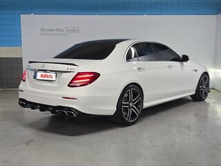 2020 Mercedes-Benz E-Класс AMG 63 AMG V (W213), белый, 9420013 рублей, вид 1
