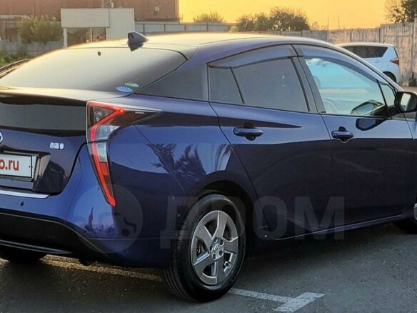 2016 Toyota Prius IV (XW50), синий, 1680000 рублей - вид 33