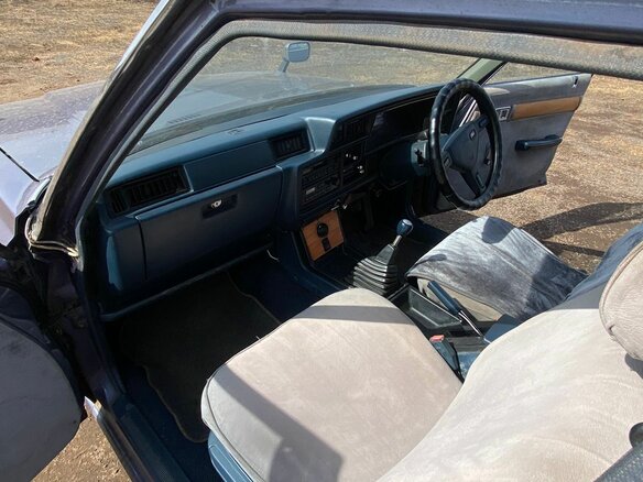 1980 Toyota Crown VI (S110), серый, 444000 рублей - вид 17