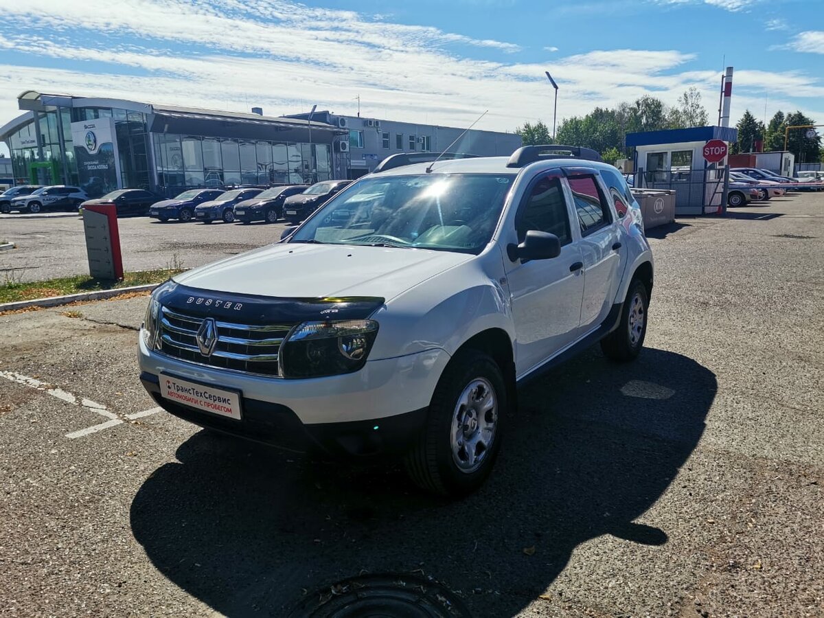 Купить б/у Renault Duster I 1.6 MT (102 л.с.) 4WD бензин механика в ...